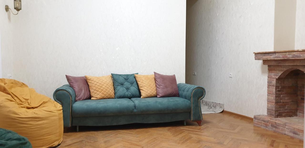 Lalis Apartment ティビリシ エクステリア 写真