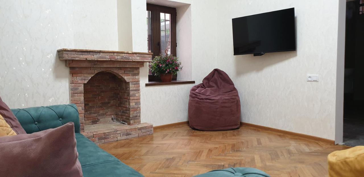 Lalis Apartment ティビリシ エクステリア 写真